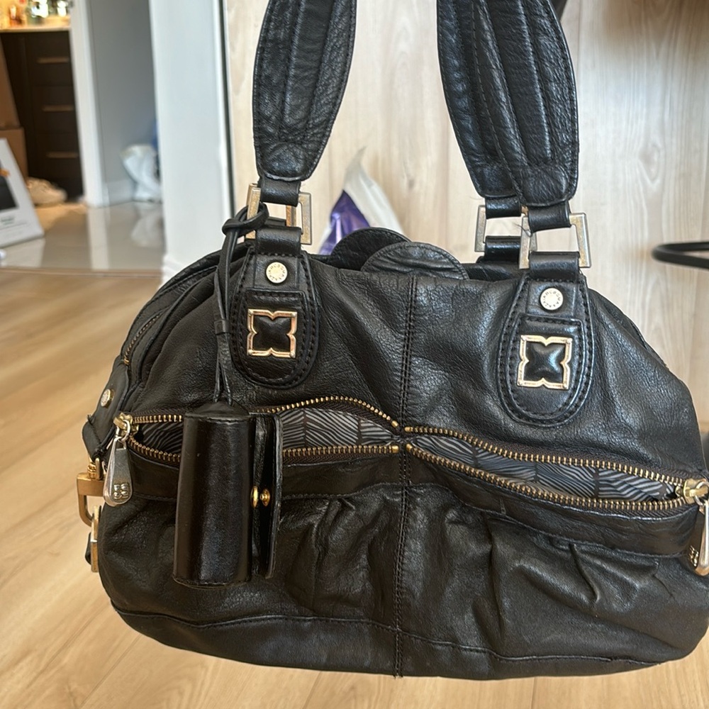 BCBG handbag black leather with gold detail